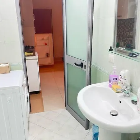 Appartament Me Qera Apartament Golem (Tirana)