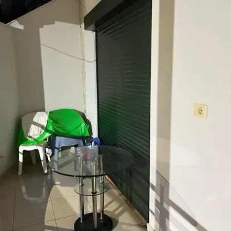 Appartament Me Qera Golem (Tirana)